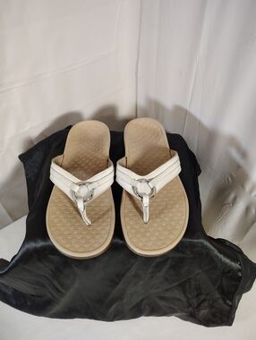 Vionic Sandals Flip Flops